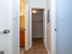 3176 Summit Square Drive 4D3, Oakton VA 22124
