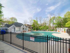 3176 Summit Square Drive 4D3, Oakton VA 22124