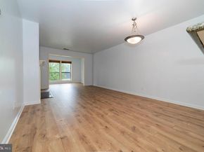 3176 Summit Square Drive 4D3, Oakton VA 22124