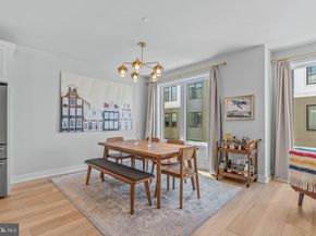 3001 Sedgeview Walk 147, Philadelphia PA 19125