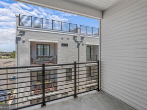 3001 Sedgeview Walk 147, Philadelphia PA 19125