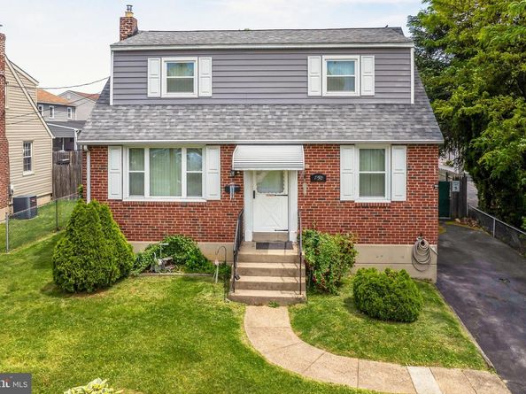 752 Kedron Avenue, Morton PA 19070