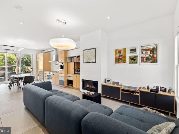 619 10TH Street NE, Washington DC 20002
