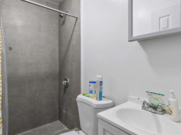 3129 N 9TH Street, Philadelphia PA 19133