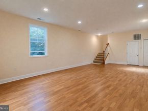 7313 Byrneley Lane, Annandale VA 22003
