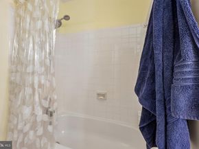 7876 Newport Glen Pass, Annandale VA 22003