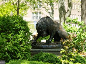 1810 Rittenhouse Square 1608, Philadelphia PA 19103