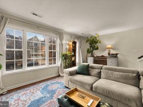 1636 S Taylor Street, Arlington VA 22204