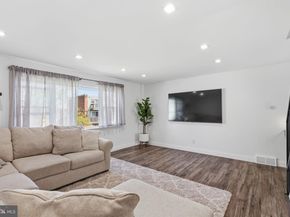 3618 Essex Lane, Philadelphia PA 19114