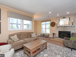 1608 S Crescent Boulevard, Yardley PA 19067