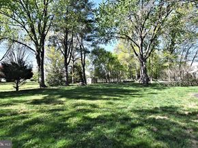 1608 S Crescent Boulevard, Yardley PA 19067
