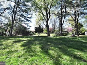 1608 S Crescent Boulevard, Yardley PA 19067