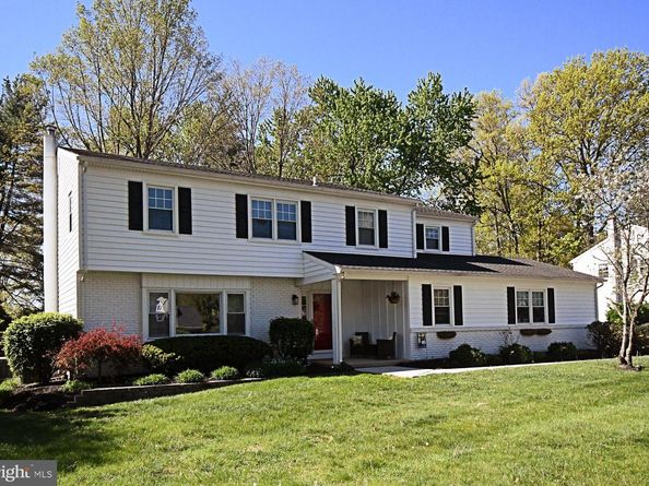 1608 S Crescent Boulevard, Yardley PA 19067