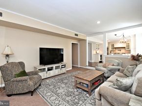 1608 S Crescent Boulevard, Yardley PA 19067