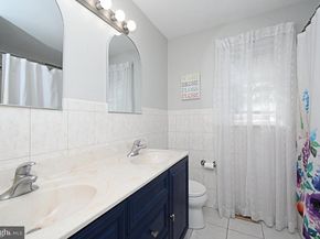 1608 S Crescent Boulevard, Yardley PA 19067