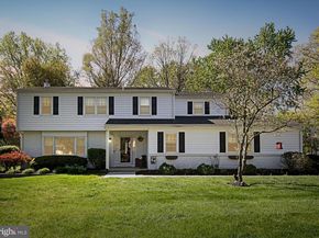 1608 S Crescent Boulevard, Yardley PA 19067