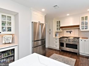 1608 S Crescent Boulevard, Yardley PA 19067
