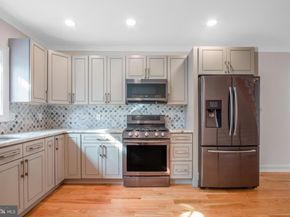 1708 W Seybert Street, Philadelphia PA 19121