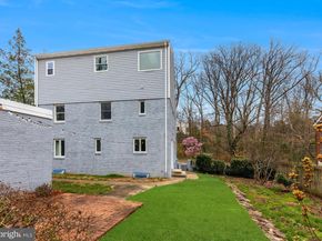 2400 S Arlington Ridge Road, Arlington VA 22202