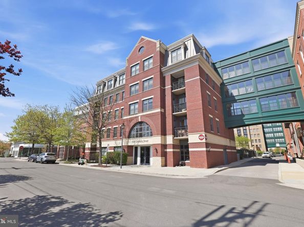 1111 Oronoco Street 225, Alexandria VA 22314