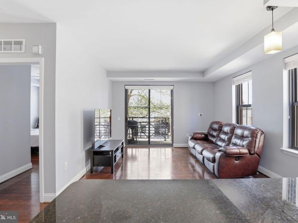 1111 Oronoco Street 225, Alexandria VA 22314