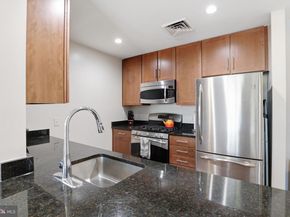 1111 Oronoco Street 225, Alexandria VA 22314