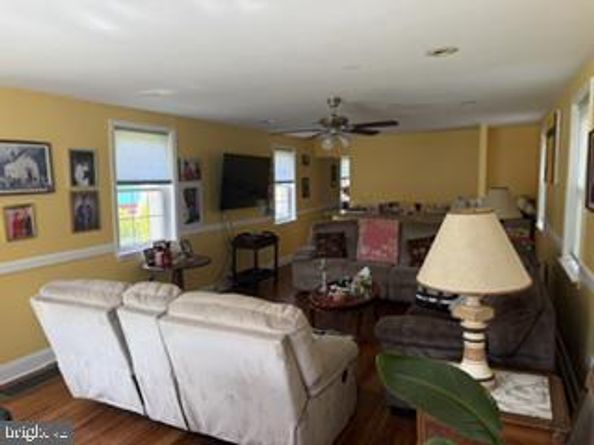 229 E Price Street, Philadelphia PA 19144