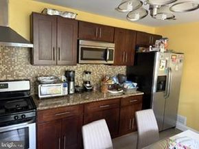 229 E Price Street, Philadelphia PA 19144