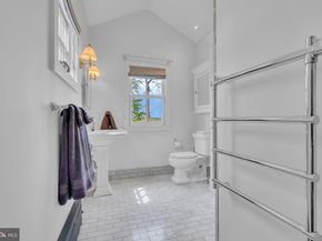 70 W Bridge Street, New Hope PA 18938