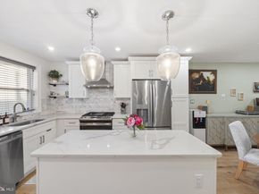 2006 Saint Albans Street, Philadelphia PA 19146