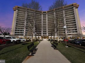 20724 Valley Forge Circle 724, King Of Prussia PA 19406