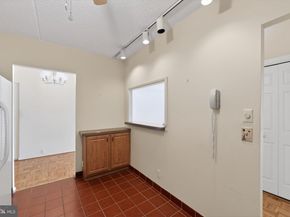20724 Valley Forge Circle 724, King Of Prussia PA 19406
