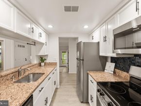 2811 S Woodrow Street B, Arlington VA 22206