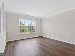 21491 Southern Magnolia Square, Sterling VA 20164