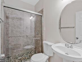 21491 Southern Magnolia Square, Sterling VA 20164