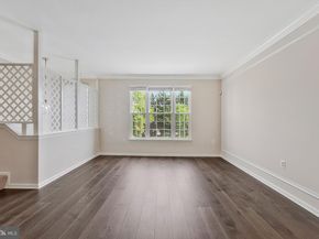 21491 Southern Magnolia Square, Sterling VA 20164