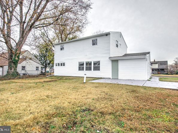 31 Nature Lane, Levittown PA 19054