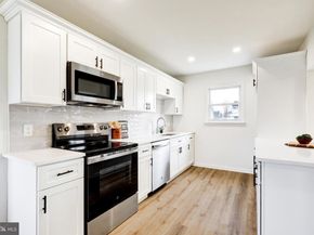 31 Nature Lane, Levittown PA 19054