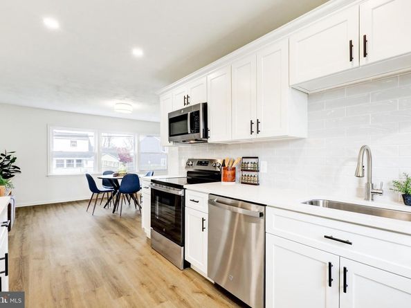 31 Nature Lane, Levittown PA 19054