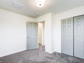 31 Nature Lane, Levittown PA 19054