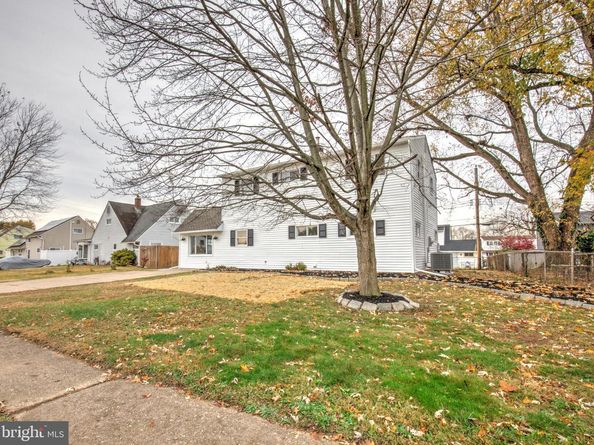 31 Nature Lane, Levittown PA 19054