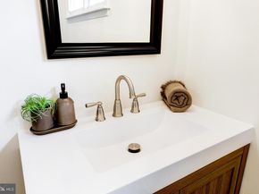 31 Nature Lane, Levittown PA 19054