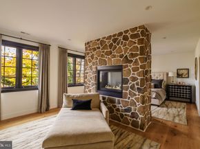 27 W Mechanic Street, New Hope PA 18938