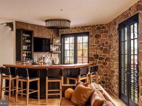 27 W Mechanic Street, New Hope PA 18938