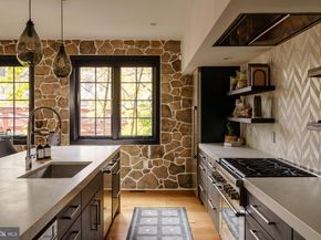 27 W Mechanic Street, New Hope PA 18938