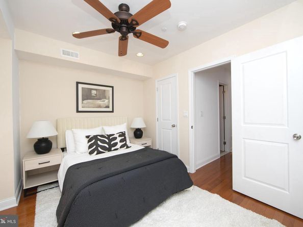 1030 N Leithgow Street, Philadelphia PA 19123