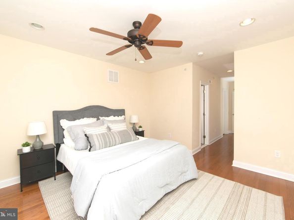 1030 N Leithgow Street, Philadelphia PA 19123