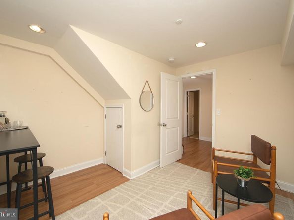 1030 N Leithgow Street, Philadelphia PA 19123