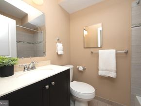 1030 N Leithgow Street, Philadelphia PA 19123