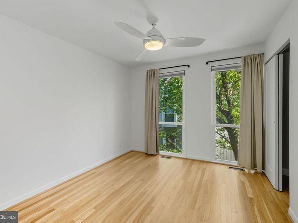 237 G Street SW 120, Washington DC 20024